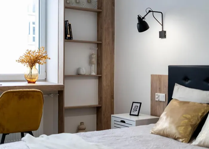 Royal Center Apartments